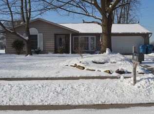 3402 Whitepine Dr, New Haven, IN 46774