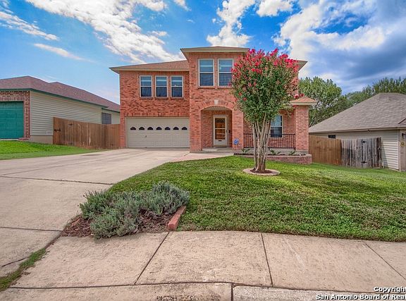 2nd image of 16127 Treeridge Pl