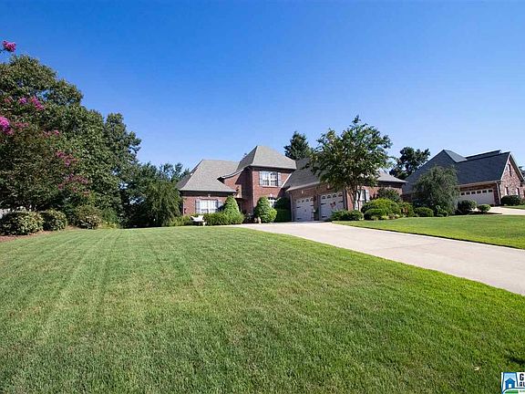2nd image of 2733 Piedmont Dr