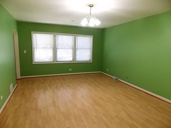 2nd image of 14324 S McKinley Ave