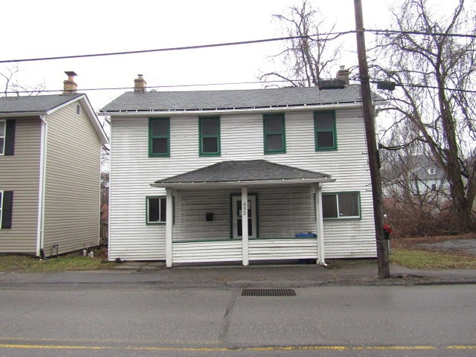 1st image of 652 Bower Hill Rd