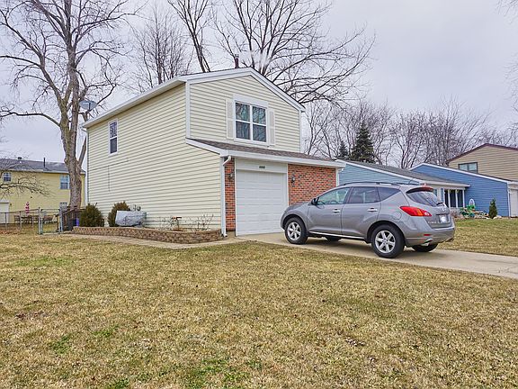 2nd image of 1090 Towner Dr