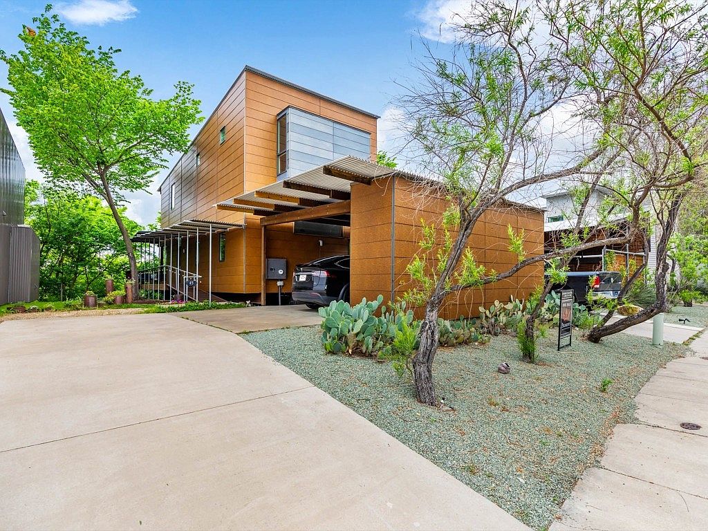 45 Vanguard Way, Dallas, TX 75243 Zillow