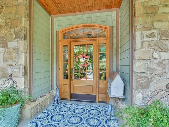 4th image of 2364 Crescent Lake Dr