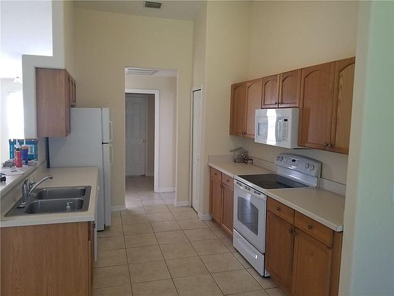4th image of 7935 103rd Ave