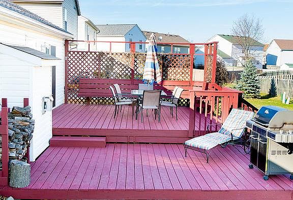 4th image of 332 Grandlin Park Dr