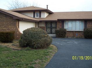 20625 Bensley Ave, Lynwood, IL 60411