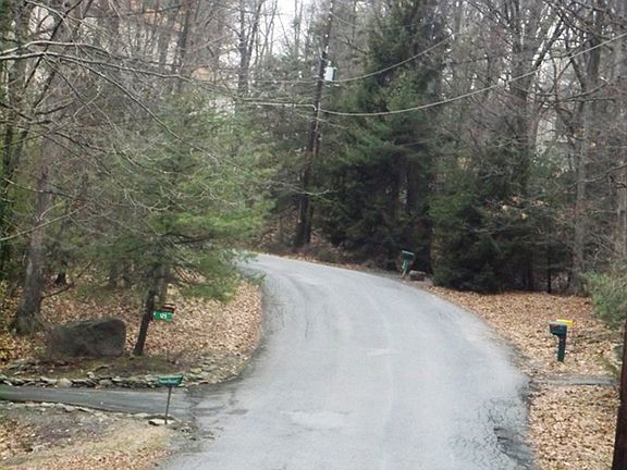 4th image of 161 Cobble Creek Dr