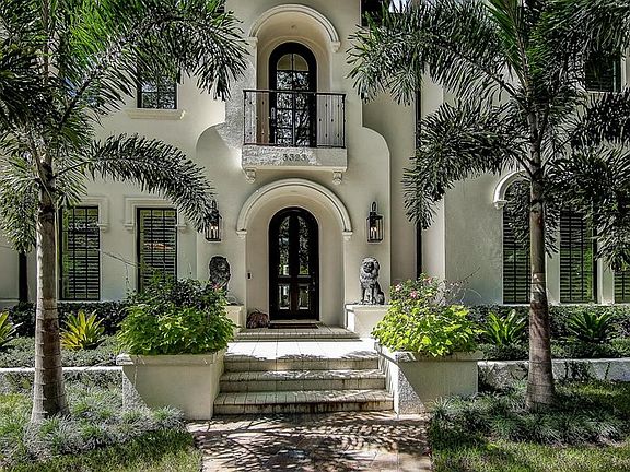 3rd image of 3323 W Sevilla Cir