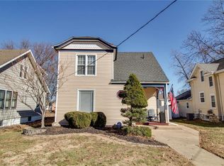 1825 Evergreen Ave, Alton, IL 62002