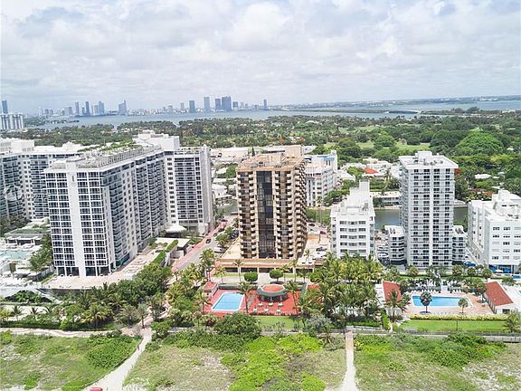 3rd image of 2401 Collins Ave APT 1501