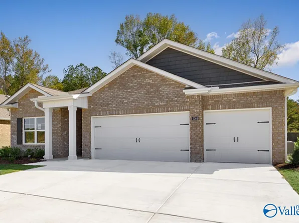 7064 Regency Ln SE, Gurley, AL 35748