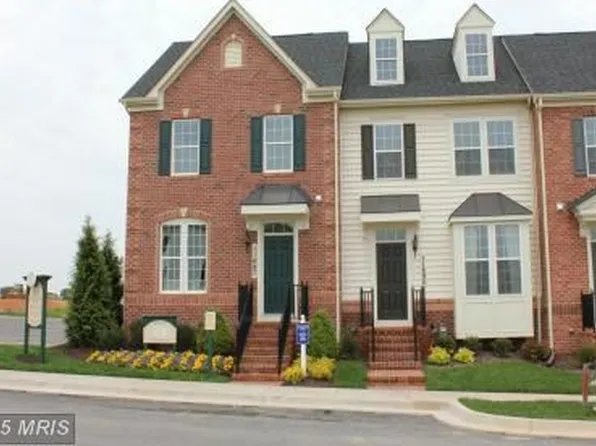6318 Walcott Ln, Frederick, MD 21703