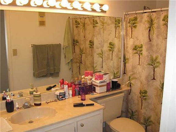 5th image of 4990 NW 102nd Ave APT 103