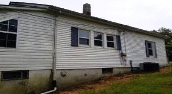 4th image of 7956 N Highway 127