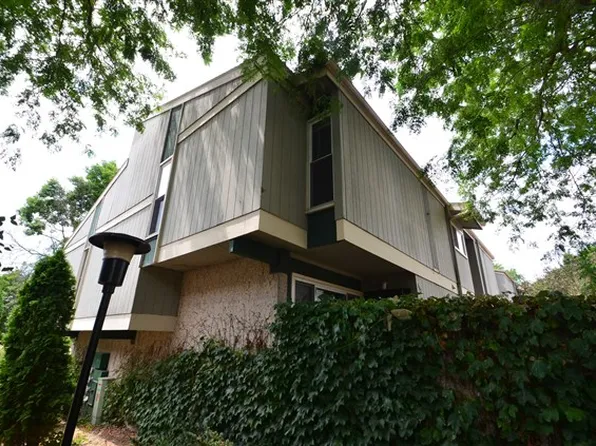 505 East Blf, Madison, WI 53704