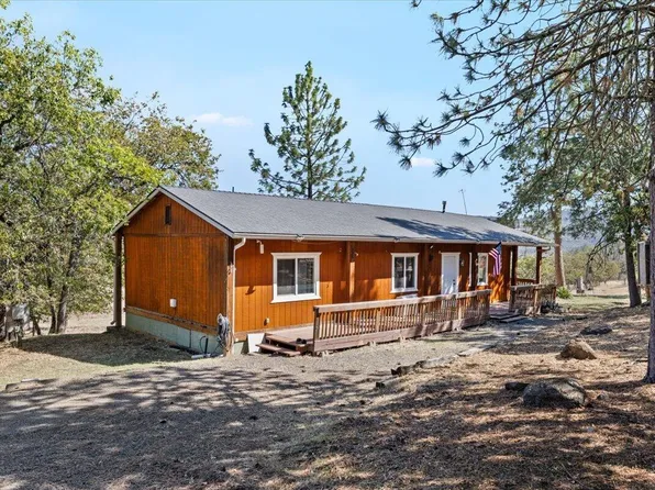 2440 Wren Ridge Dr, Eagle Pt, OR 97524