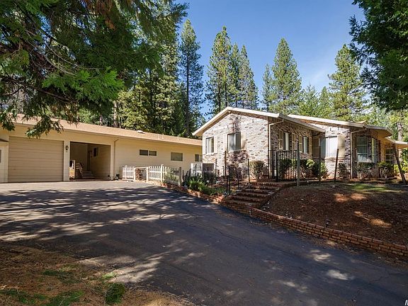 3rd image of 5318 Blue Mountain Dr