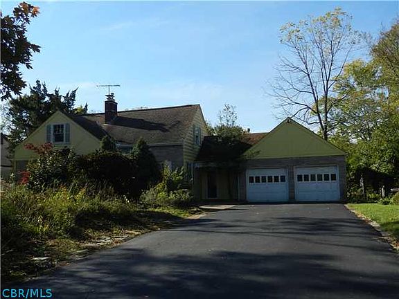 2nd image of 2413 Cambridge Blvd