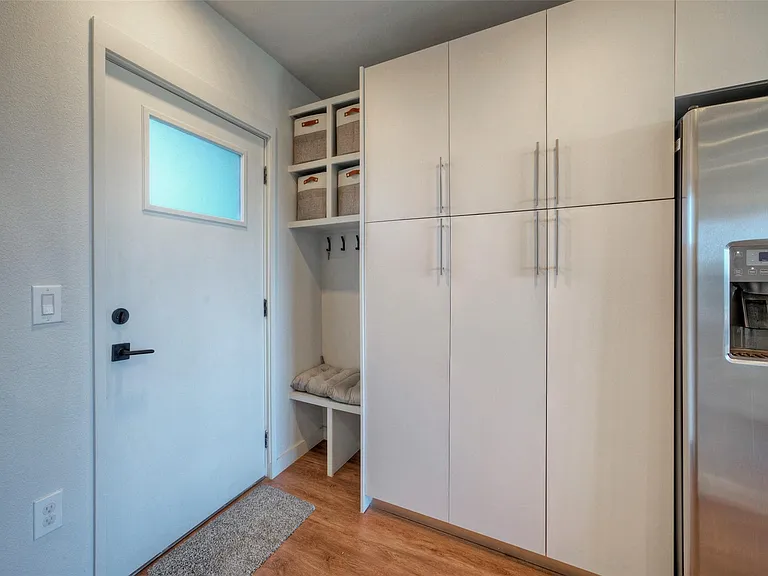 4004 Banister Ln #207 — Photo 11