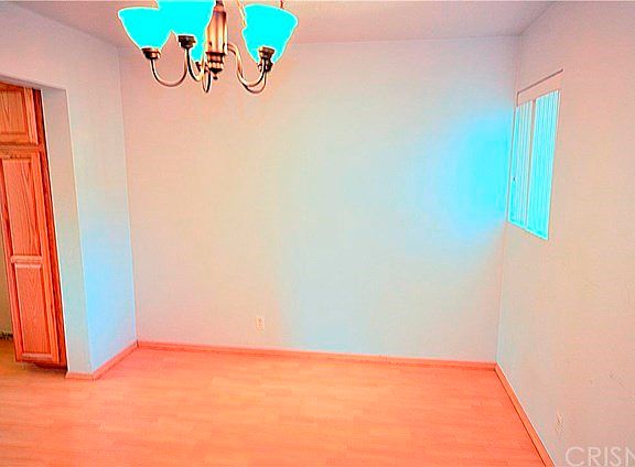 4th image of 616 Parkwood Ln