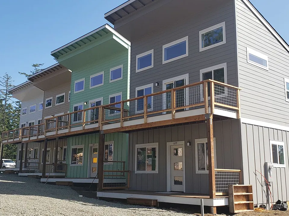 609 Finnegan Way