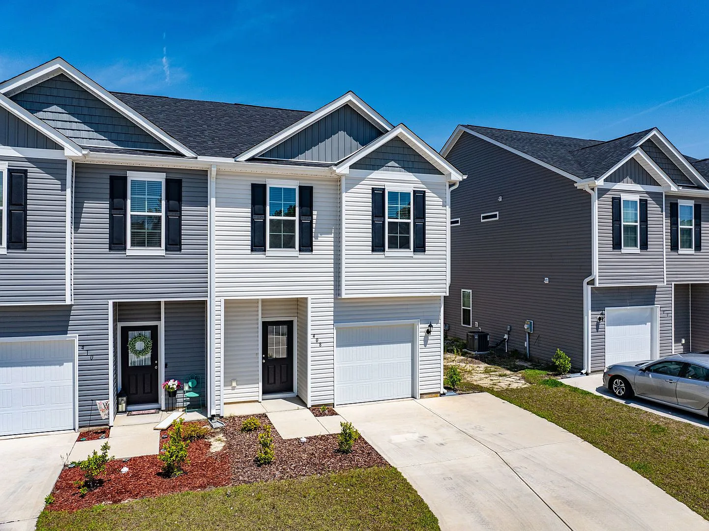 Townhome in Towne Pointe — Photo 4