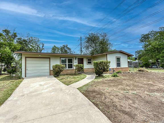 5th image of 143 Shropshire Dr