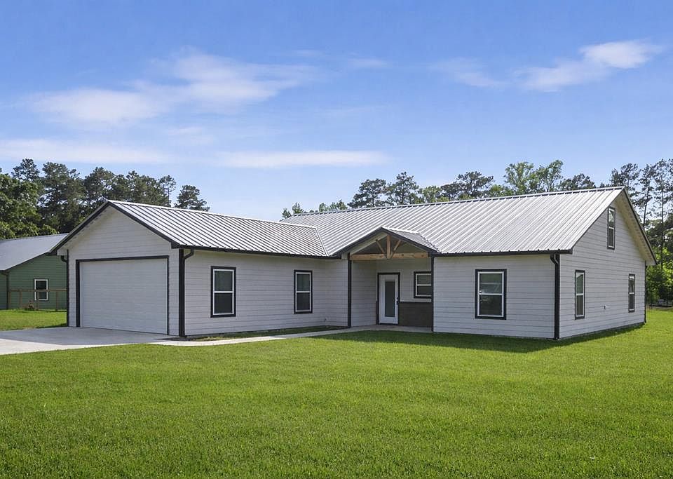 1st image of 405 County Road 62