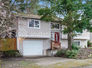 3725 SW 332nd Pl, Federal Way, WA 98023