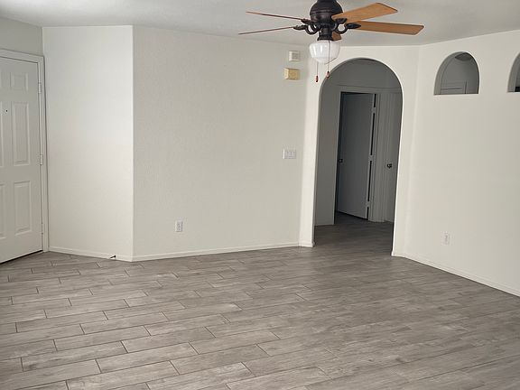 5th image of 4413 Pacific Sun Ave