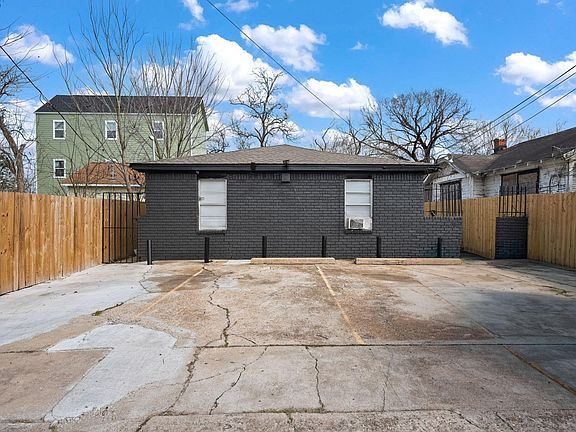 2nd image of 3425 Nettleton St