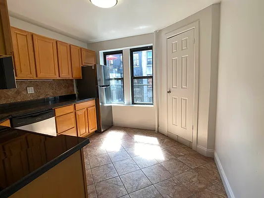 Rented by Tourma Realty LLC | media 20