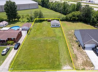 26 Octagon Ave, Louisville, KY 40229