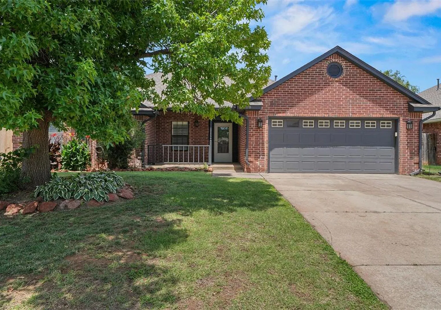 4 Bedrooms + Edmond Schools — Photo 1