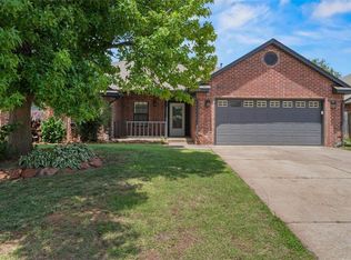 1608 Redtail Hawk, Edmond, OK 73003