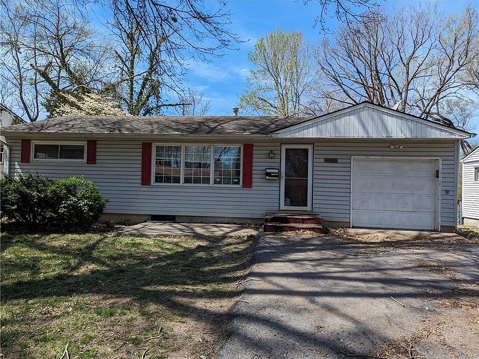 1st image of 10806 Cambridge Ave