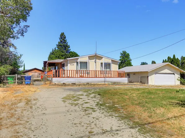 1344 Dowell Rd, Grants Pass, OR 97527