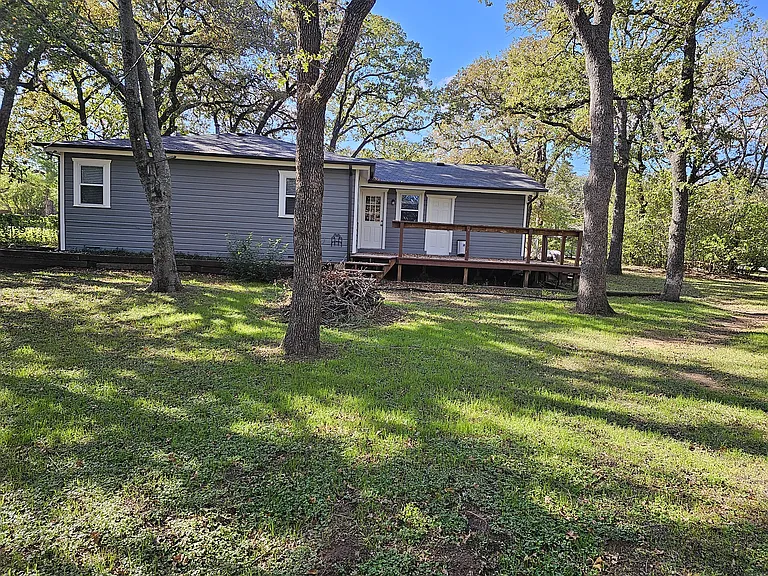 3208 Brown Trl — Photo 12