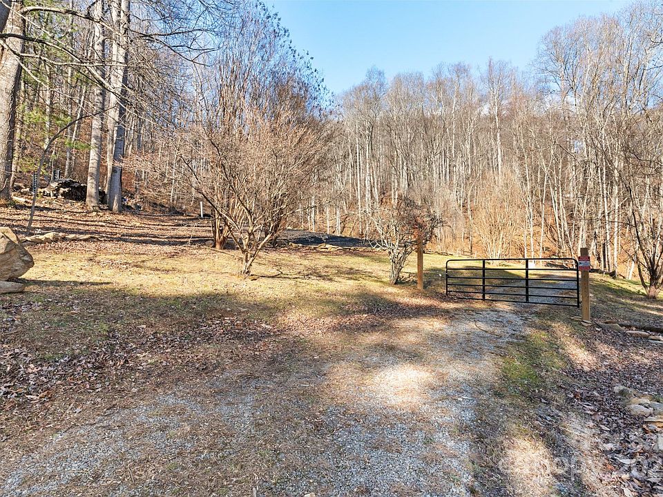 1st image of 481 Sugar Mountain Rd