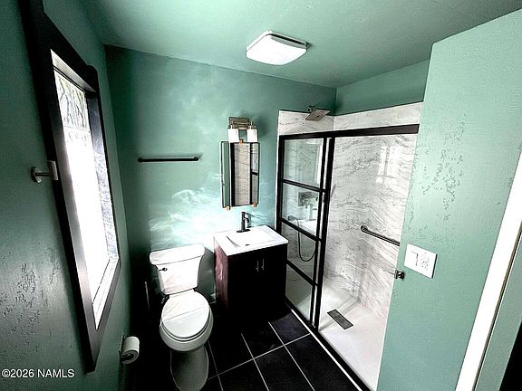 5th image of 1202 W Davis Way