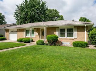 224 N 1st St, Argos, IN 46501