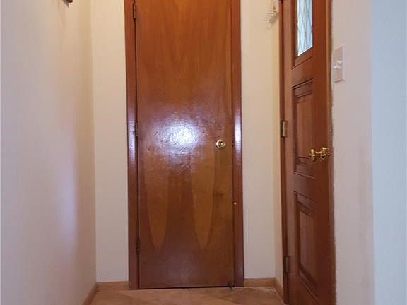 3rd image of 7751 Kathy Ln