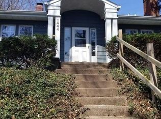 2444 Middle Rd, Davenport, IA 52803