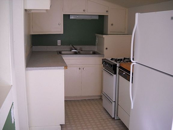 5th image of 961-963 10th St #961
