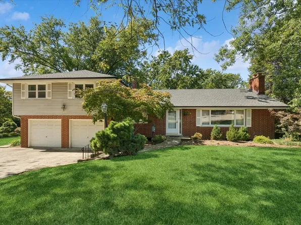 3918 Belle Aire Ln, Downers Grove, IL 60515