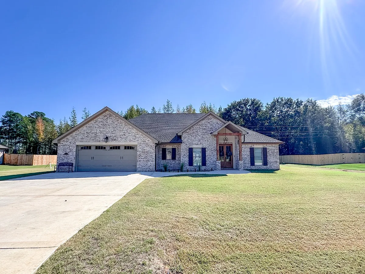 Property Photo - 37 N Penny Ln