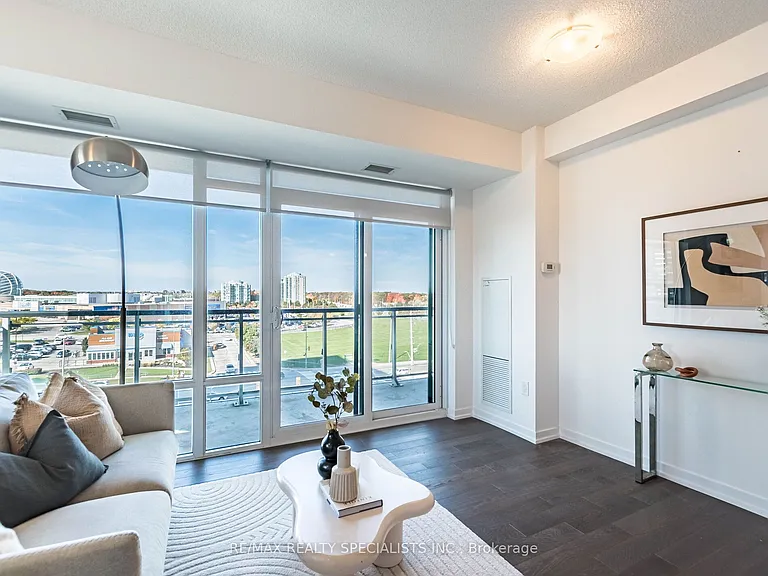 2560 Eglinton Ave W #610 — Photo 19