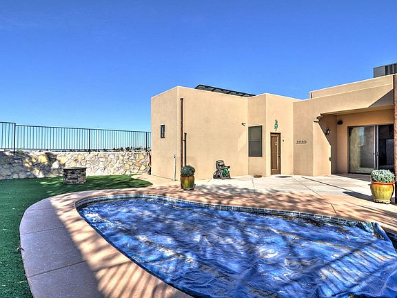 2nd image of 4062 Bella Sierra Ct