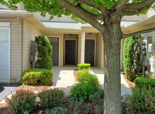 118 Oriole Ct, Hummelstown, PA 17036
